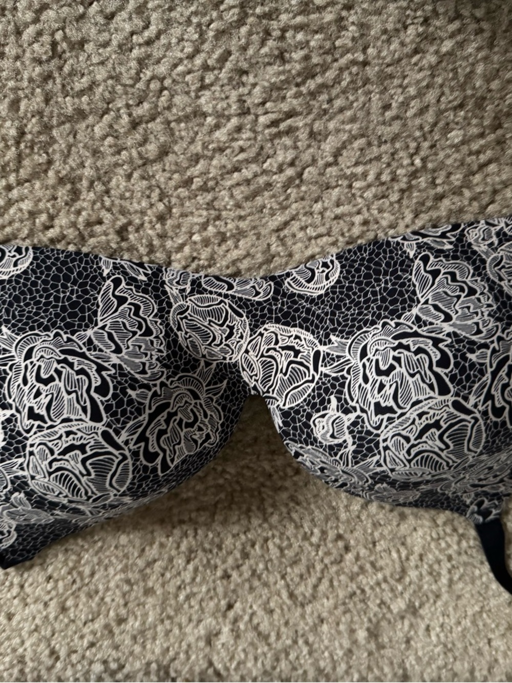 knix Black Molded Cup Bra — Smooth Support